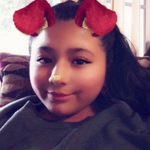 Meet your Posher, Dulce maria